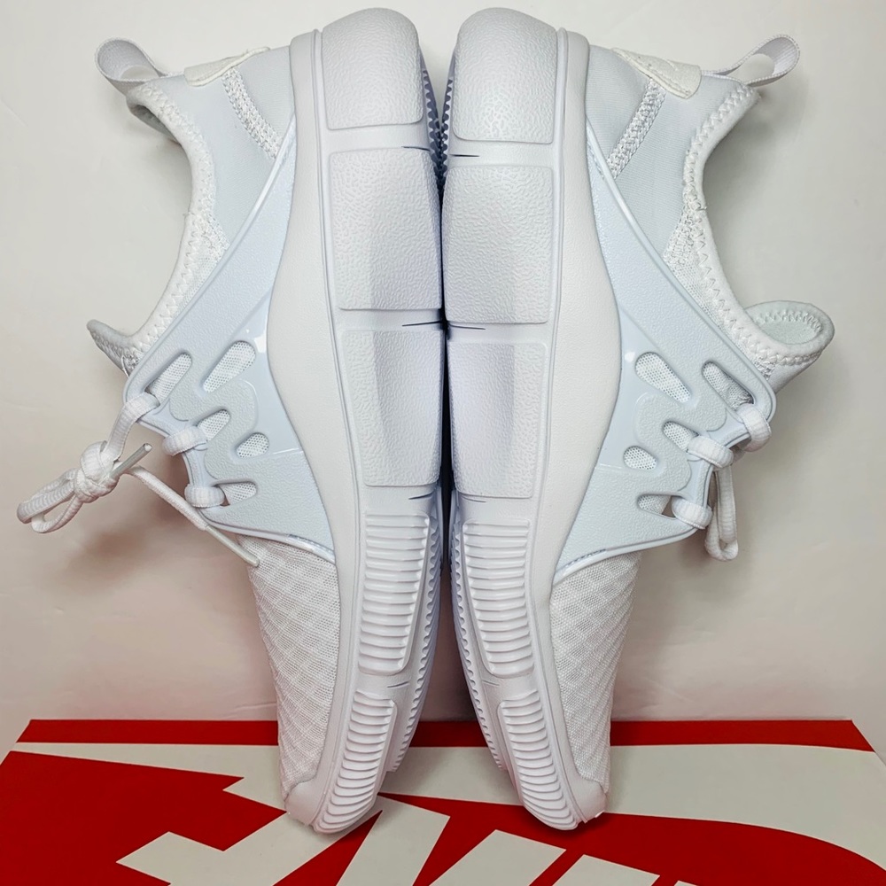 Wmns Nike Acalme - Picture 6 of 10